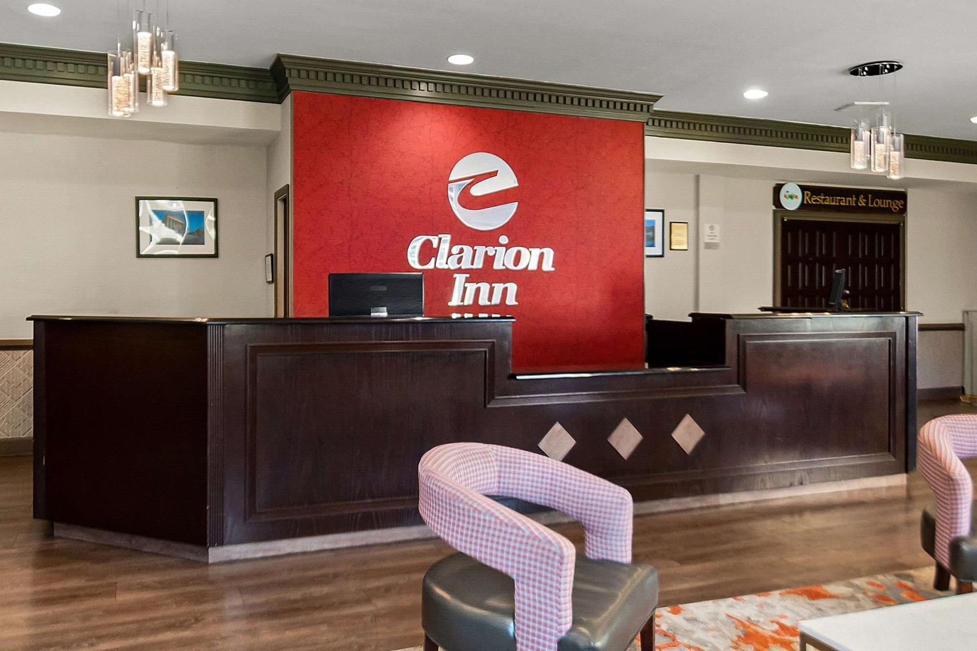 Clarion Inn Falls Church-Arlington Exterior photo