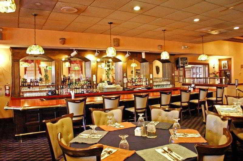Clarion Inn Falls Church-Arlington Exterior photo
